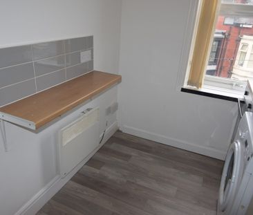 To Let 1 Bed Apartment - Photo 6