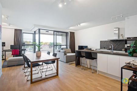 Appartement met 2 slaapkamers en terras - Photo 3