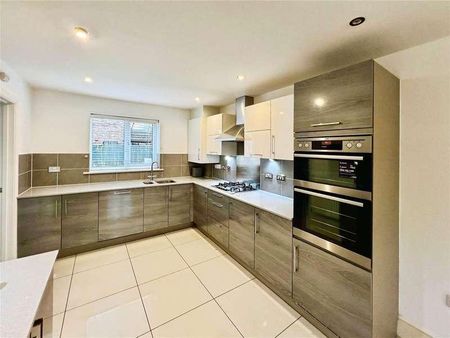 Collins Drive, Earley, Reading, RG6 - Photo 4