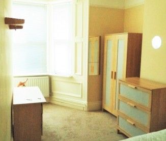 6 Bed - Osborne Avenue, Jesmond - Photo 3