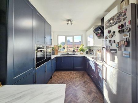 3 bedroom semi-detached house to rent - Photo 2