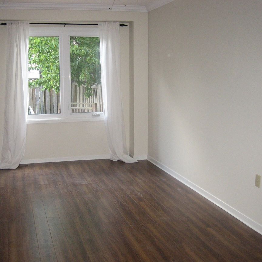 203 Misty Court - Photo 2