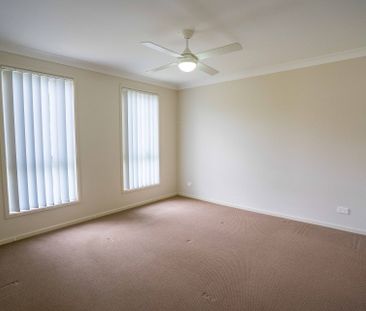 Stunning Family Home in Fletcher - Photo 4