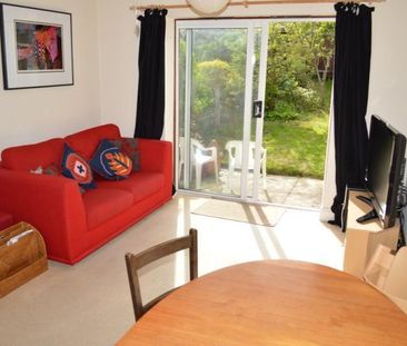 2 bedroom terraced house to rent - Photo 2