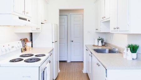 Freshwater Road Apartments - Photo 4