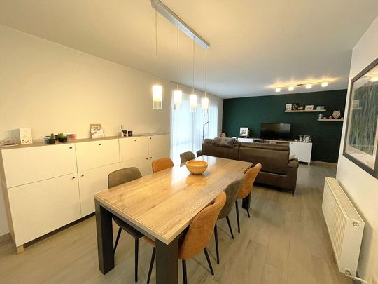 Appartement te huur - Foto 1