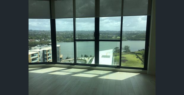 North Facing!!! Amazing Two Bedrooms Apartment With Non-block Water View - Photo 1