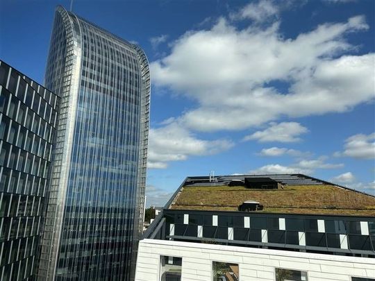Appartement te huur - Photo 1