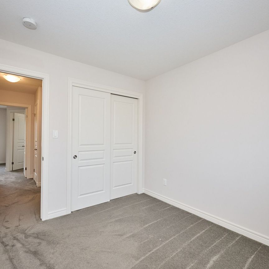 For Lease - 289 SILVERWOOD Avenue, Welland, Ontario - Photo 1