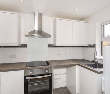 2 bedroom House in Chisbury Close, Bracknell - Photo 4