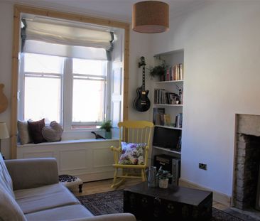2 Bed Flat, Henderson Gardens, EH6 - Photo 2
