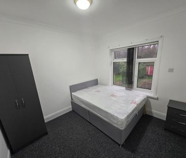 Room in a Shared House, Gillott Road, B16 - Photo 4