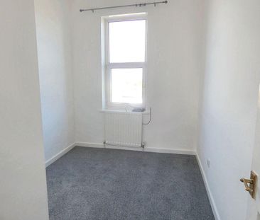 2 bed upper flat to rent in NE32 - Photo 1