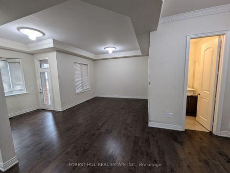 For Lease - 11 Joseph Hartman Crescent, Aurora, Ontario - Photo 2