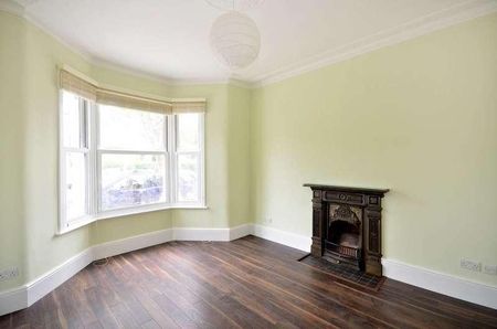 Westbury Road, Bounds Green, N11 - Photo 3