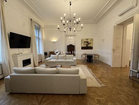 Kiadó újszerű állapotú lakás - Budapest VI. kerület - Photo 3