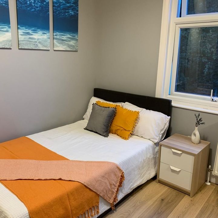 Room in a Shared House, Woodland Road, SE19 - Photo 1