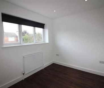 Chestnut Avenue, Tottington, BL8 - Photo 2