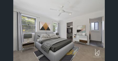 Spacious Family Home With Lots of Space! - Photo 3