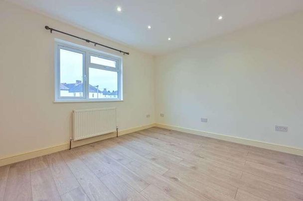 Canterbury Road, Stoughton, GU2 - Photo 1