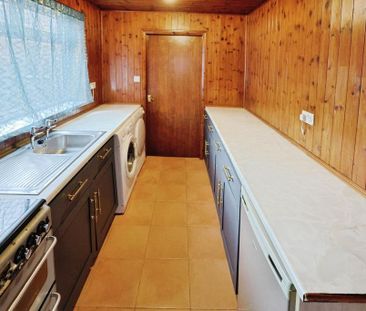 3 bedroom terraced house to rent - Photo 6