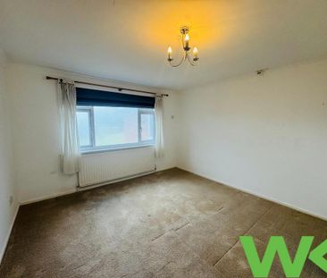 3 bedroom semi-detached bungalow to rent - Photo 2