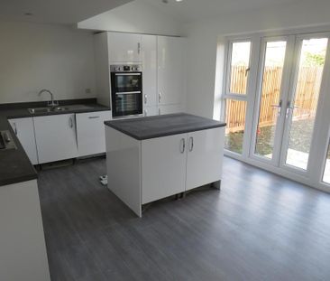 1 bedroom flat to rent - Photo 6