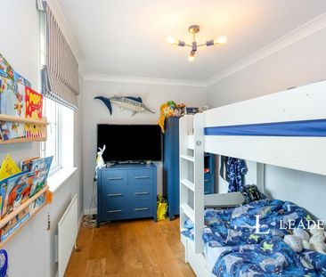 4 bedroom house to rent Abbotts Close, Boxgrove, Chichester, West Sussex, PO18 - Photo 4