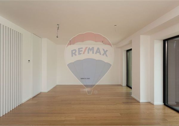 Apartamento T3 em Lisboa