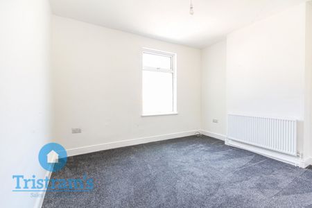 3 bed End Terraced House for Rent - Photo 3