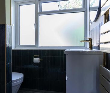 1 bedroom in a house share to rent - Photo 6