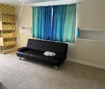 3 bedroom link detached house to rent - Photo 1