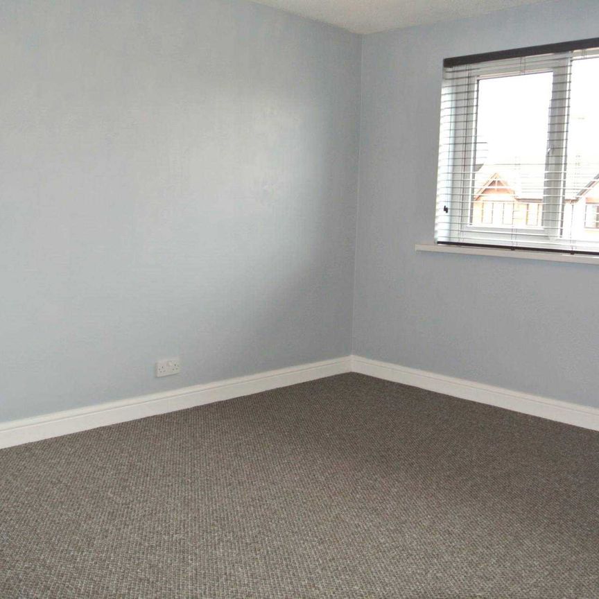 Swarbrick Close, Blackpool, FY1 3RZ - Photo 1