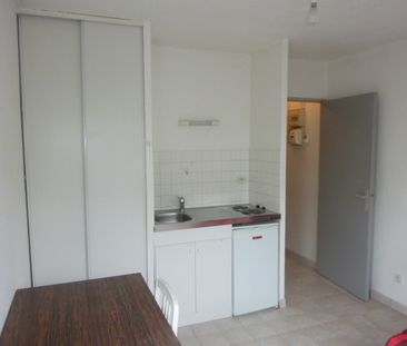 Location Appartement 1 pièce 18m² TOURS 37200 - Photo 4