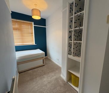 3 bedroom end of terrace house to rent - Photo 6