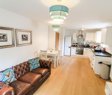 1 bedroom flat to rent - Photo 2