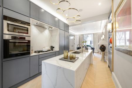 5 bedroom end of terrace house to rent - Photo 2
