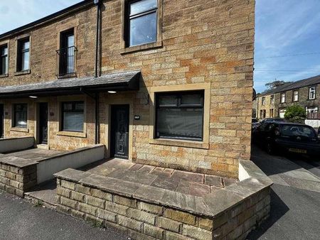 Gisburn Road, Barrowford, BB9 - Photo 3