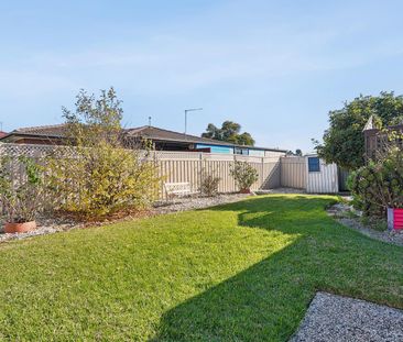 Spacious Family Living in the Heart of Keilor Downs - Photo 3