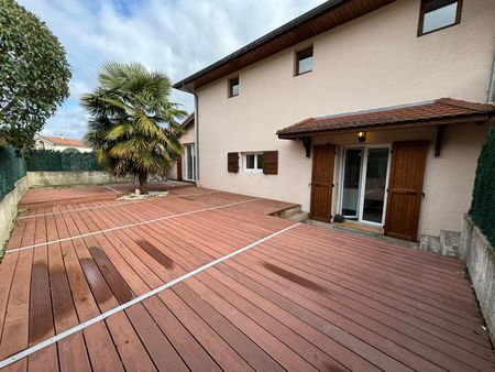 Location Appartement 2 pièces 87m² MEYLAN 38240 - Photo 3