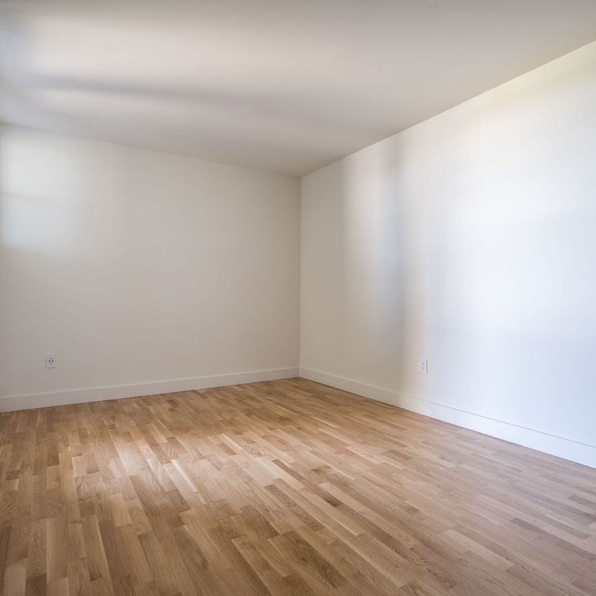 230 Oak Street - Photo 1