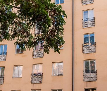 Erstagatan 17, Södermalm - Photo 1