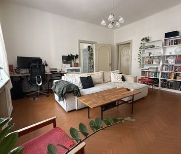 Pronájem bytu 2+1 92 m² - Fotografie 1