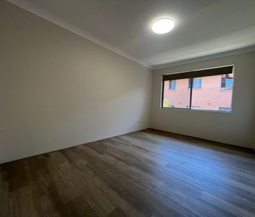 Renovated unit Perfectly Positioned in the Heart of Punchbowl - Photo 4
