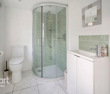 3 bedroom detached house to rent - Photo 4
