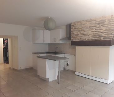 Location Maison 3 pièces 88m² AUGAN 56800 - Photo 5