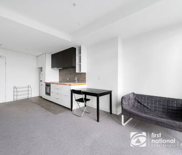 2112/28 Bouverie Street, 3053, Carlton Vic - Photo 3