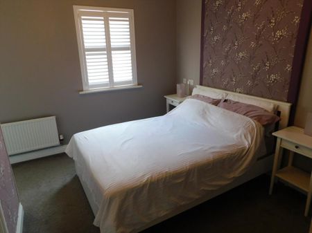 5 bedroom terraced house to rent - Photo 3