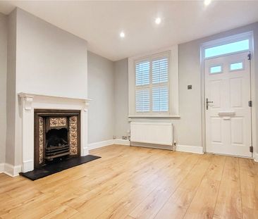 Hummer Road, Egham, Surrey, TW20 9BS - Photo 1