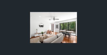 Executive Townhouse in Prime Location - Photo 2